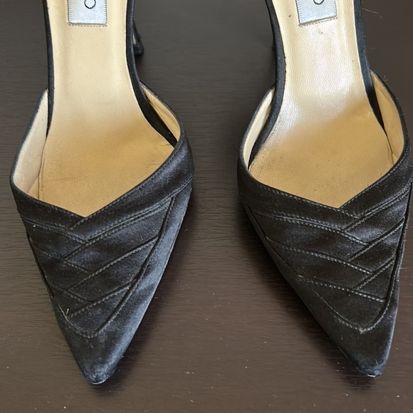 JIMMY CHOO London Black Silk Satin Peau De Soie Pumps Designer size 37 US 7 - Picture 3 of 11